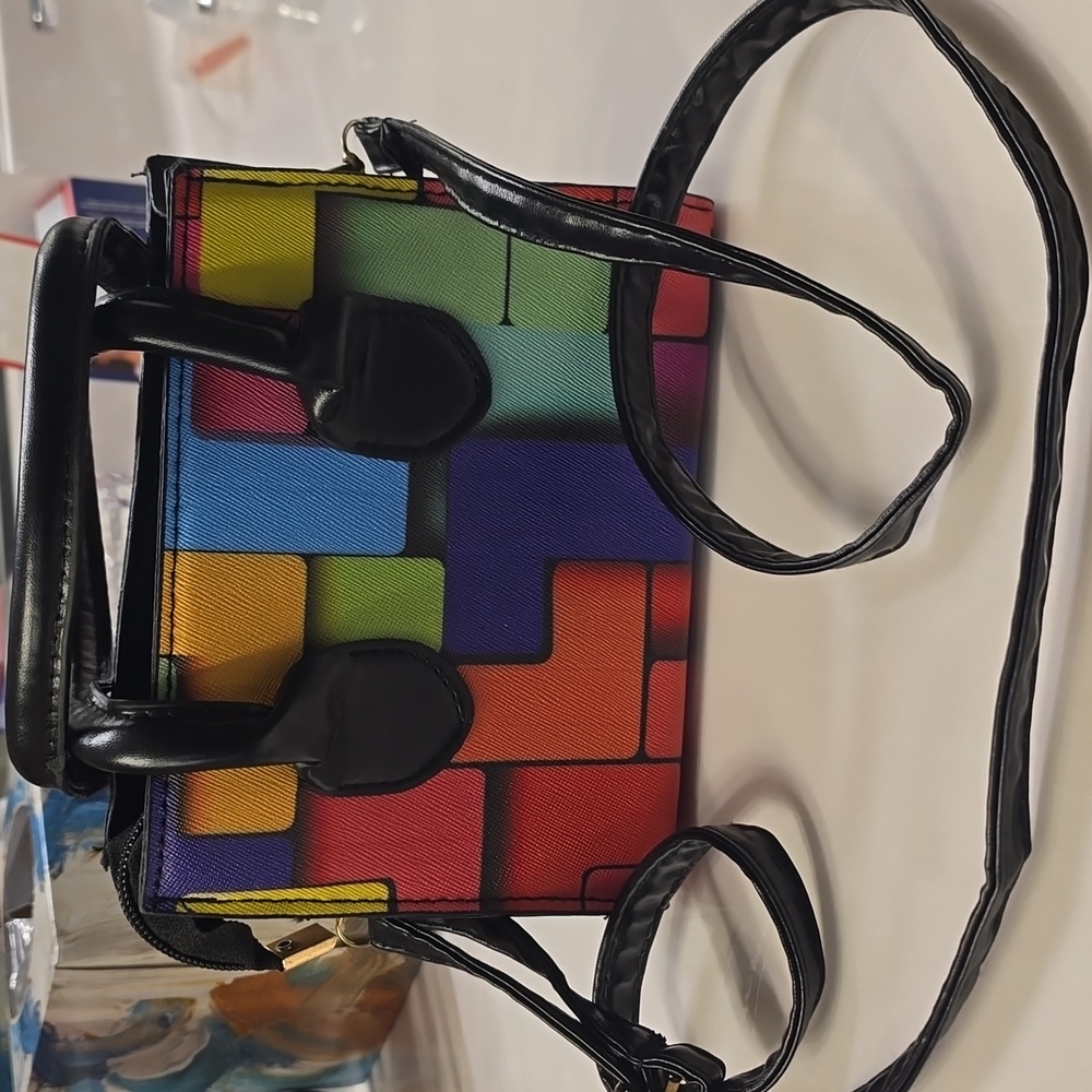 Colorblock Geometric Mini Crossbody Bag with Black Trim
